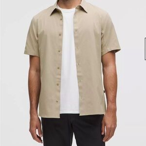 LULULEMON Men's Short Sleeve, Button Up Shirt